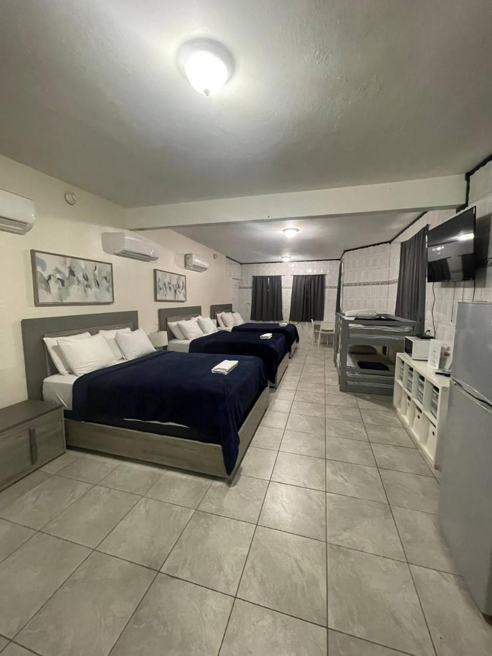 The Village Inn Carolina Kamer foto